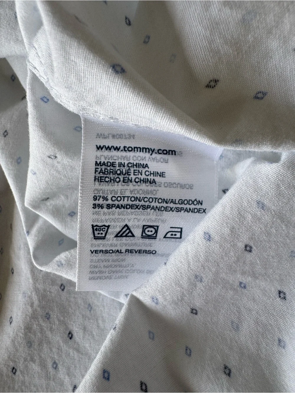 Tommy Hilfiger boys size 14 white blue long sleeve button down dress shirt